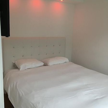 Residence De Luxe Tout Confort Женева Екстериор снимка