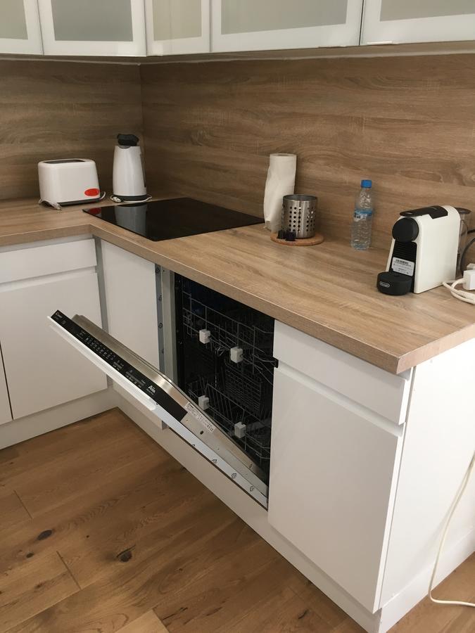 Residence De Luxe Tout Confort Женева Екстериор снимка
